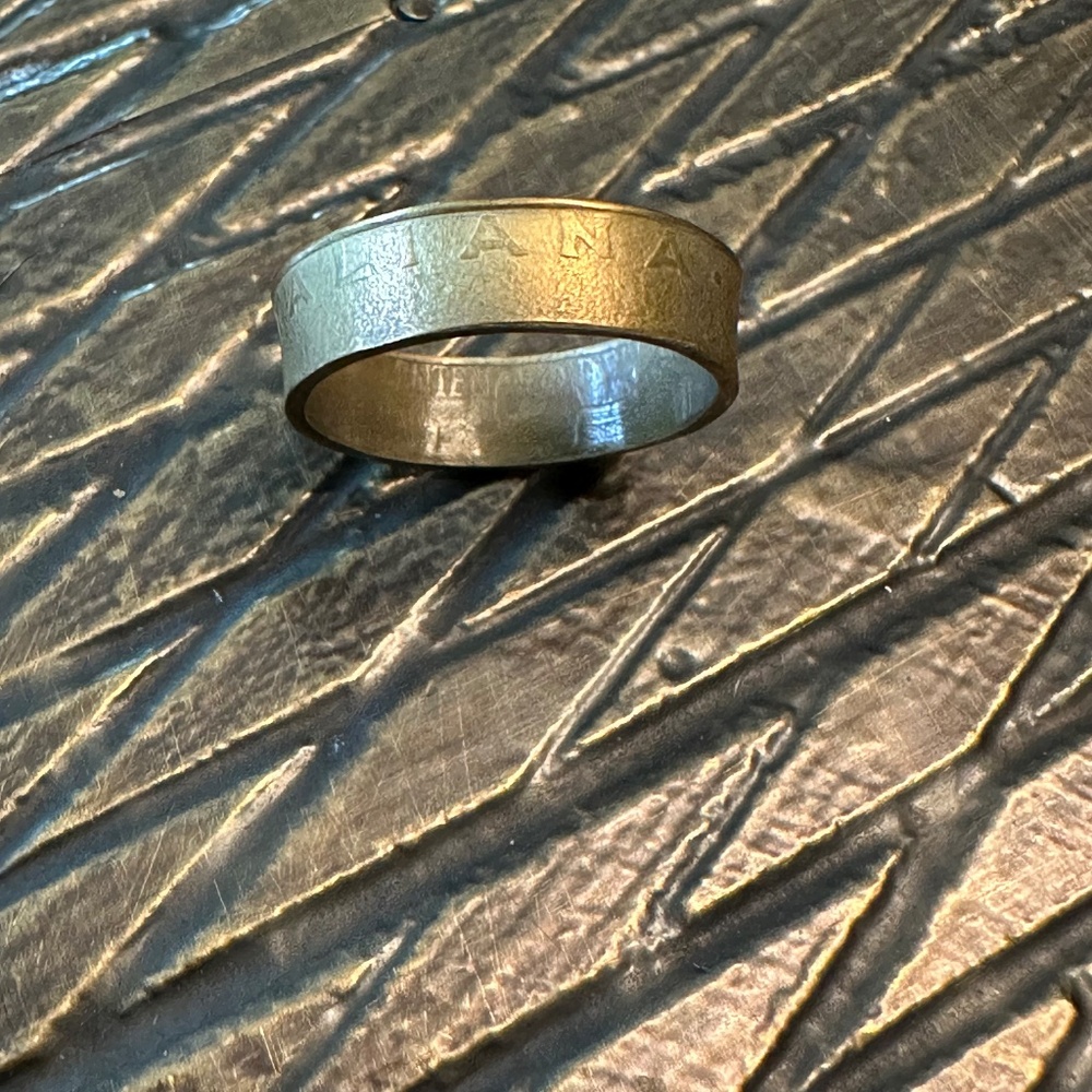 Italian coin bronze 1989 ring 200 lira size 9